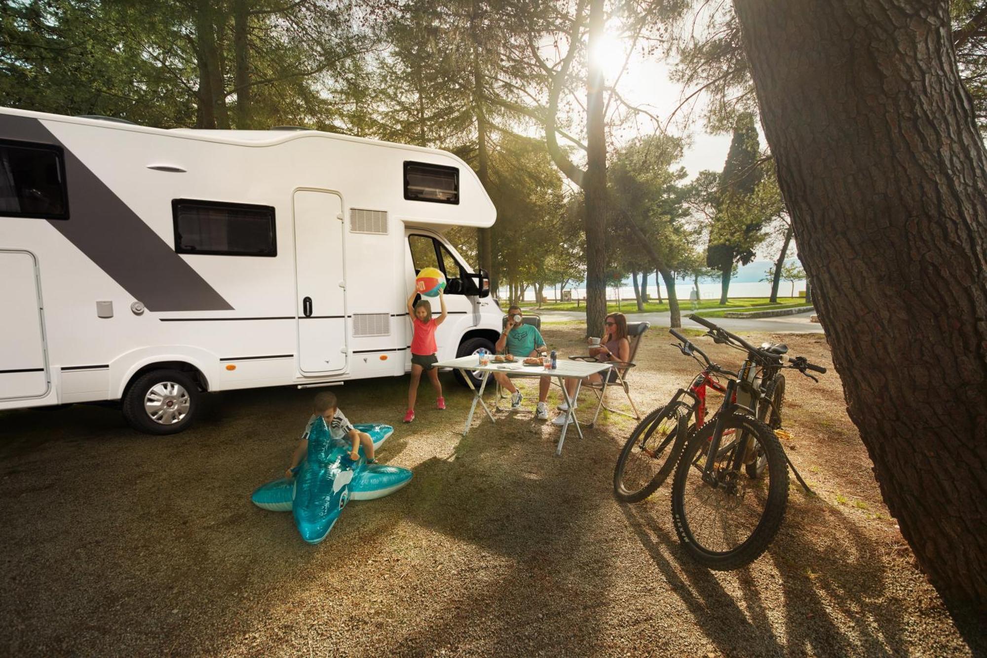 Camping Adria Ankaran - Pitches Eksteriør bilde