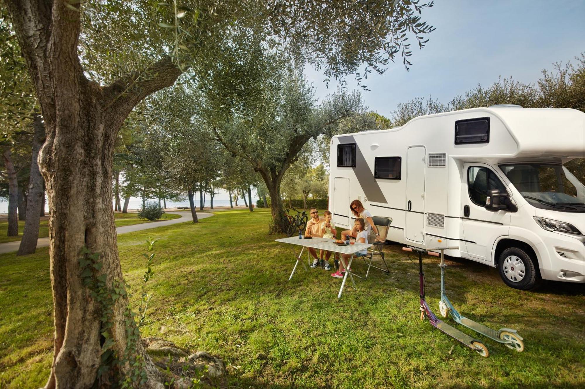 Camping Adria Ankaran - Pitches Eksteriør bilde